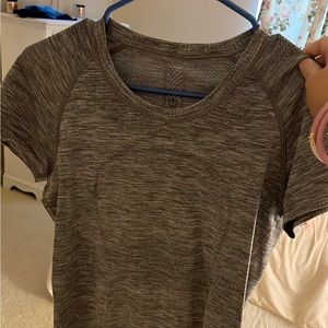 Grey lulu swiftly tech